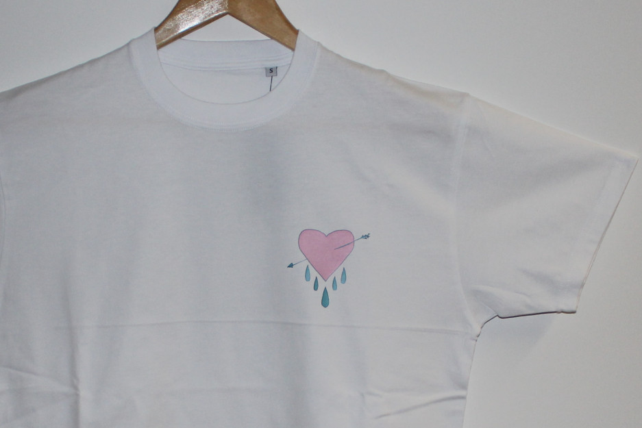 Valkoinen t-paita Carlings Kesäfestivaalit sydän -merkkauksella