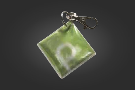 Vinoneliön muotoinen pehmoheijastin