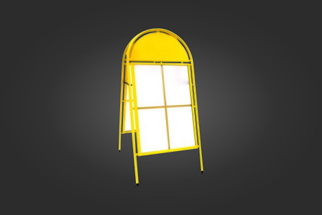 Keltainen kaarimallinen katuteline