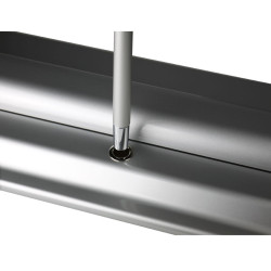 Professional Roll up -telineen tukikepin kiinnitys runkoon